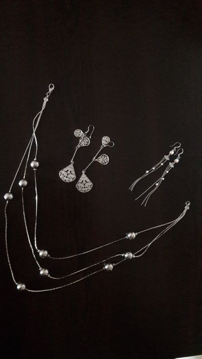 Лотове обеци, гривни, колие