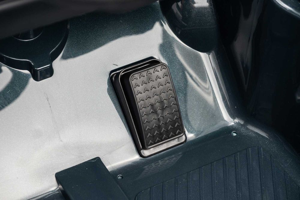 Masina Electrica Copii BMW Mini Cooper 12V Negru, Baterie Litiu, LED, Telecomanda, Nou Garantie si Licenta