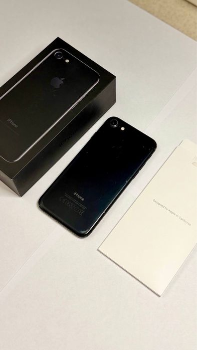 iPhone 7, с коробкой