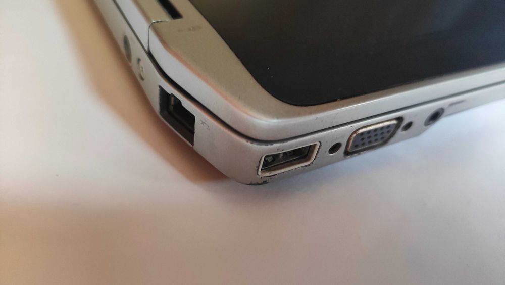 Лаптоп dell latitude e6420 i5/ HD+/ 8gb/ ssd