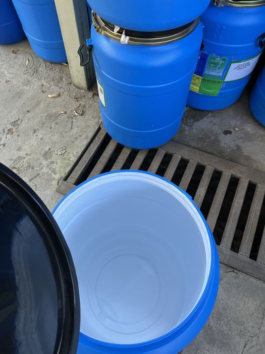 Бочки пластиковые 70 л