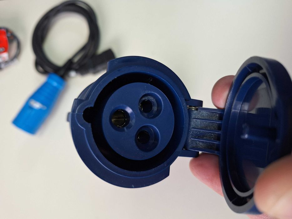 Adaptor C19 Priza industriala, Industrial socket adapters