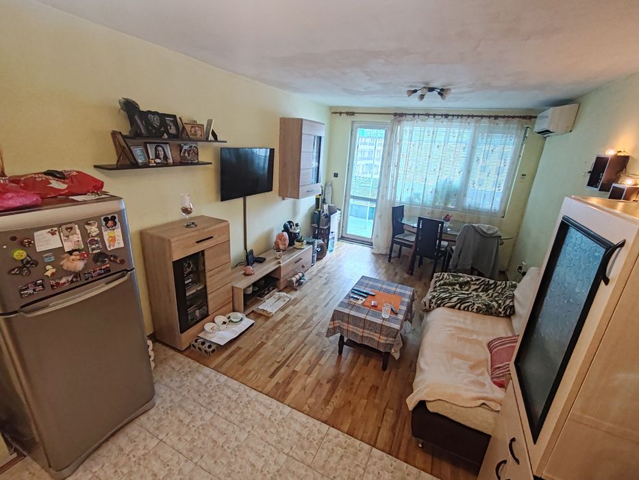 Продава се Двустаен апартамент в Варна, Трошево - 85 кв.м за 1014 €/кв.м - Снимка #4