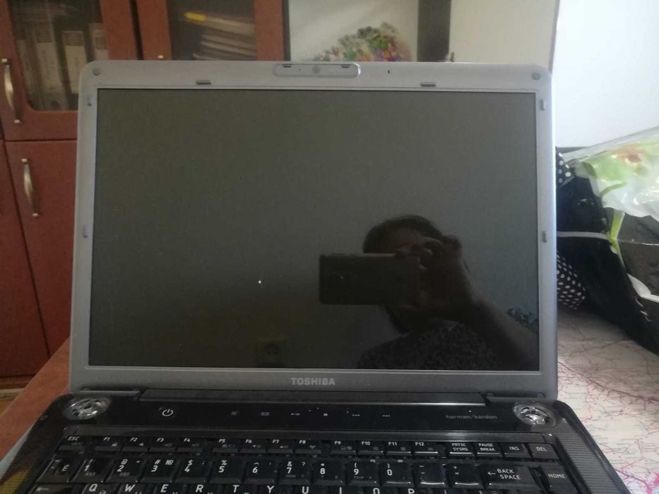 Ноутбук TOSHIBA б/у