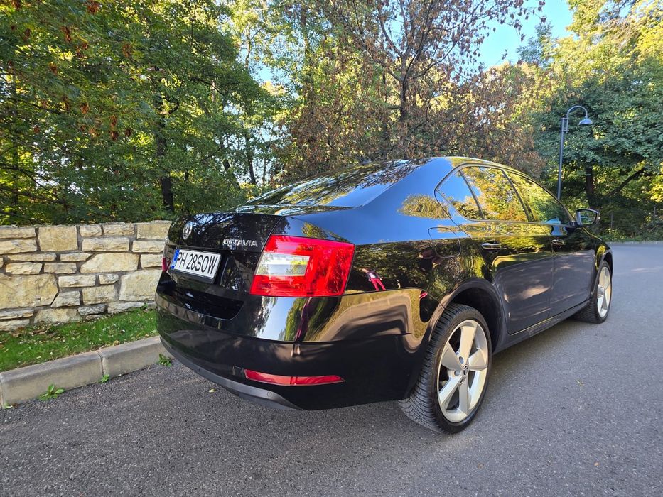 SKODA Octavia 2018 — imagine 3