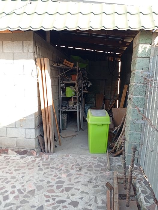 Продам дом . Кирпичный