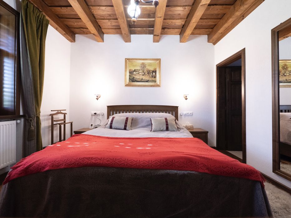 Casa noua in stil traditional la 50% din pretul de constructie