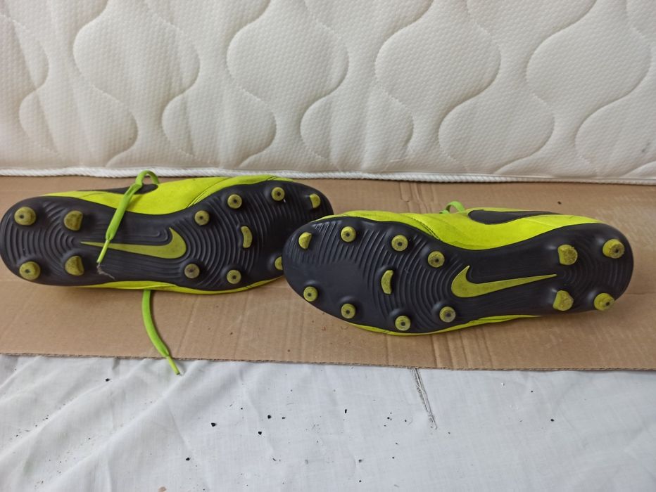 Ghete fotbal Nike Tiepmo(crampoane)