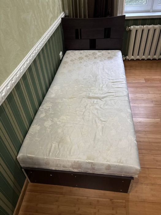 Кровать одинарный