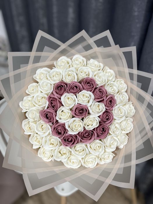 Buchete de flori din sapun personalizate