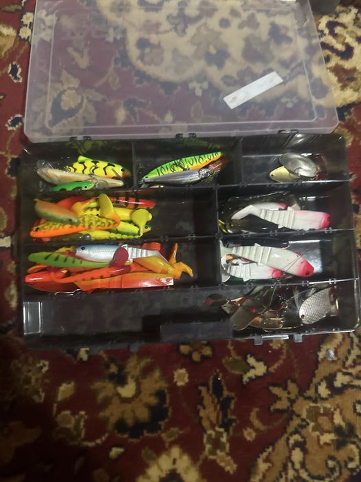 Trusa pescuit la spinning