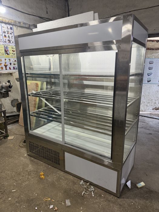 Витринный холодильник для шашлыка