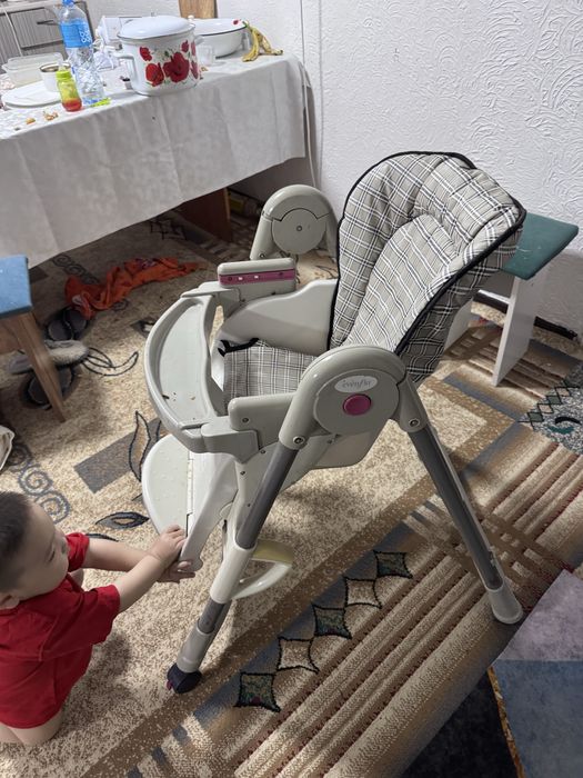 Стулчик для кормление Teknum