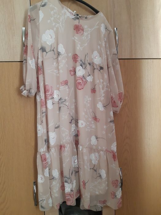 Rochie elegantă .