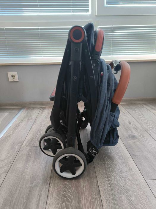 Бебешка и детска количка Cangaroo Paris