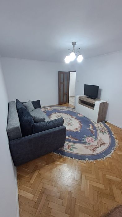 Apartament 2 camere decomandat de închiriat – Calea Lipovei (Sever Bocu) – 400 €