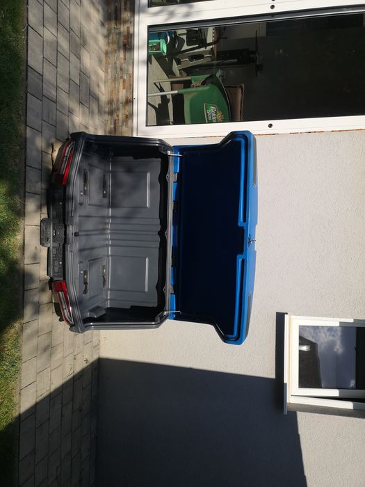 Cutie portbagaj pe carligul de remorcare Towbox V3 - culoare Albastru