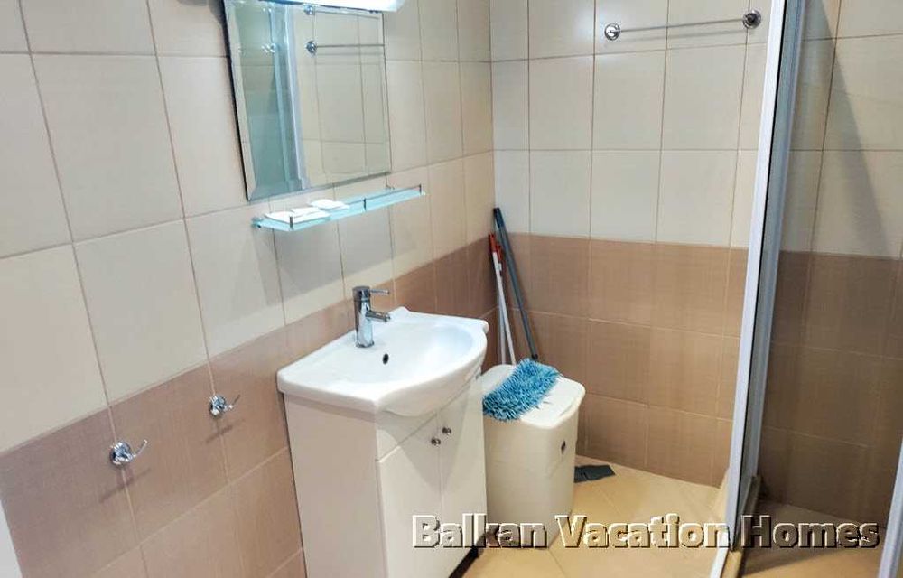 Тристаен апартамент с невероятна морска панорама в Бяла