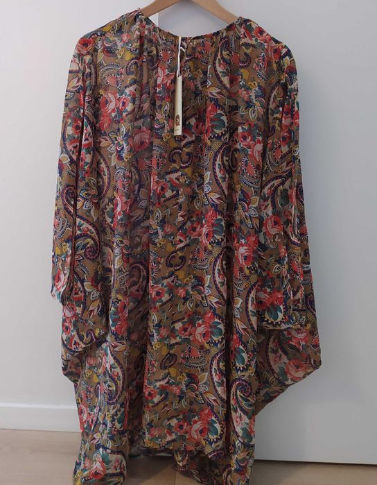 Tunica S/M Nou cu eticheta