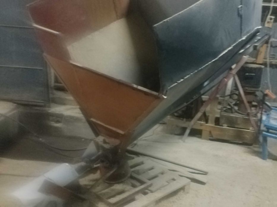 Машина за пелети и оборудване за производство.