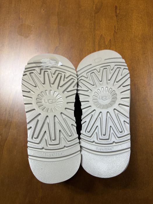 Ugg Tazz 2 36 //37 //38//39 noi/new