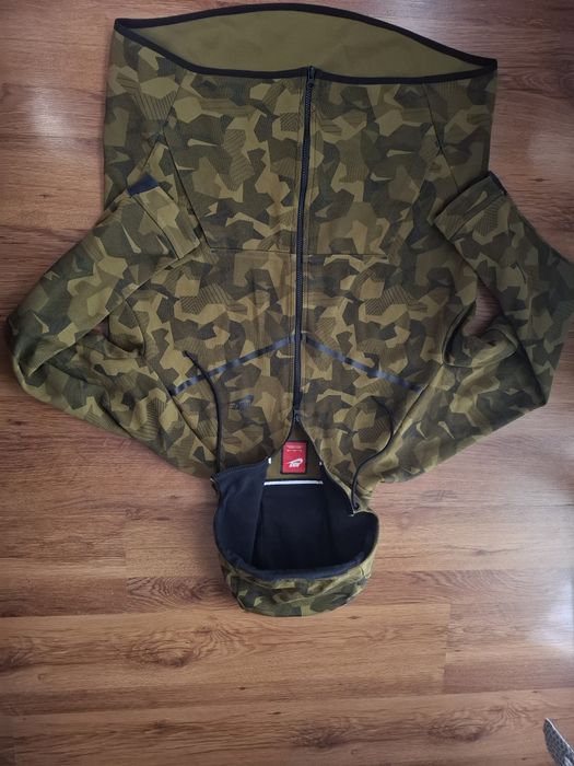 Nike tech мъжко горнище XL размер.