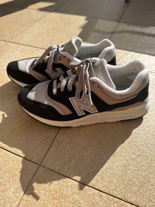 Маратонки new balance