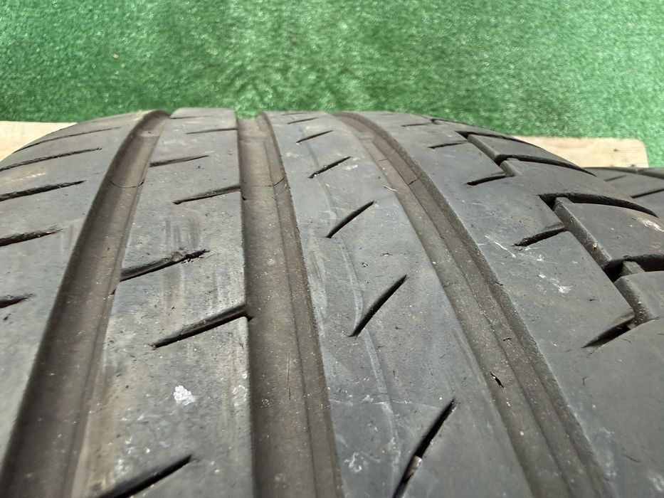 4бр. ОТЛИЧНИ Летни Гуми С Борд 225/55R/19 *CONTINENTAL* DOT:0423- 5.6мм.