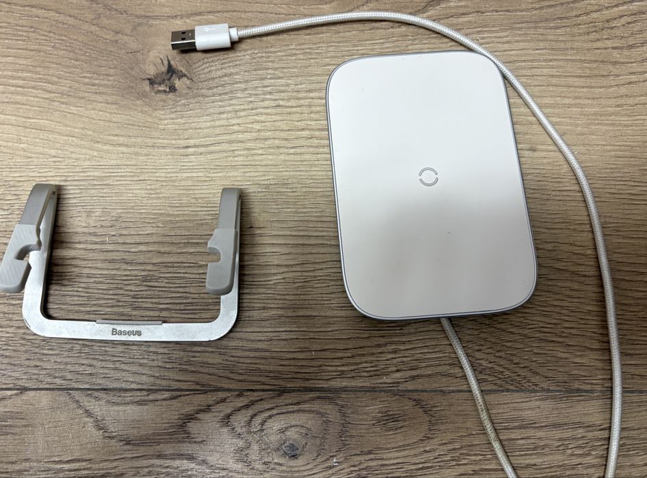Incarcator Baseus wireless telefon