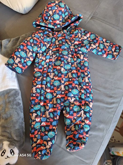 Бебешки ескимоси гащеризони до 12 м.