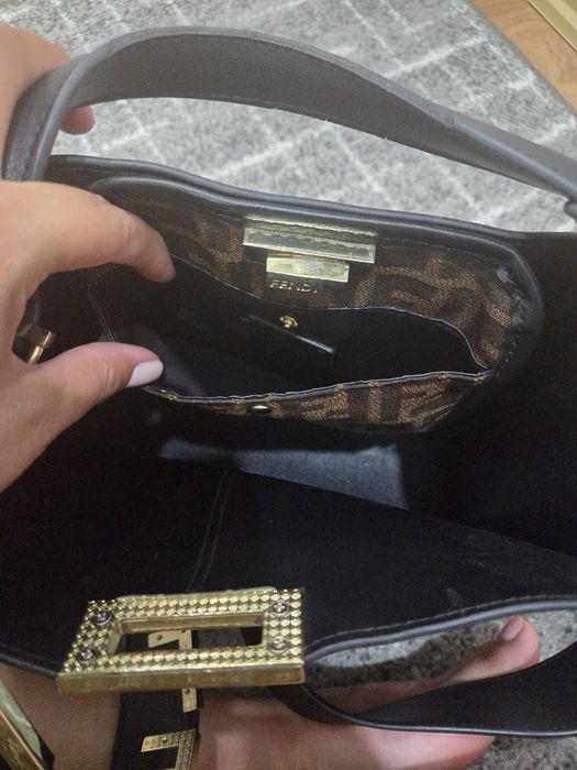 Продам сумку Fendi