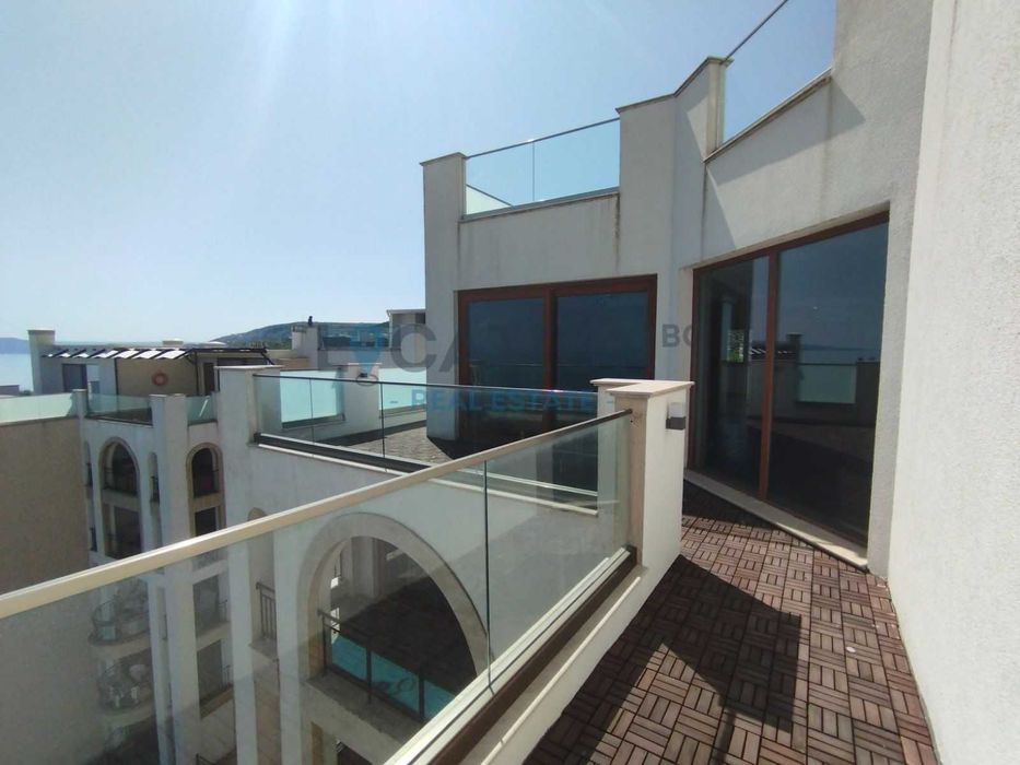 Продава се Многостаен апартамент в Балчик - 390 кв.м за 1103 €/кв.м - Снимка #9