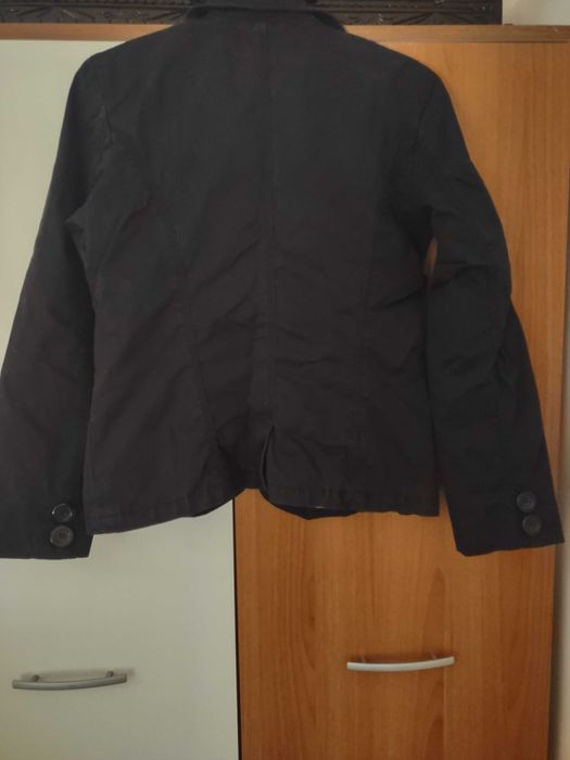 Дамско пролетно - есенно  яке Bershka