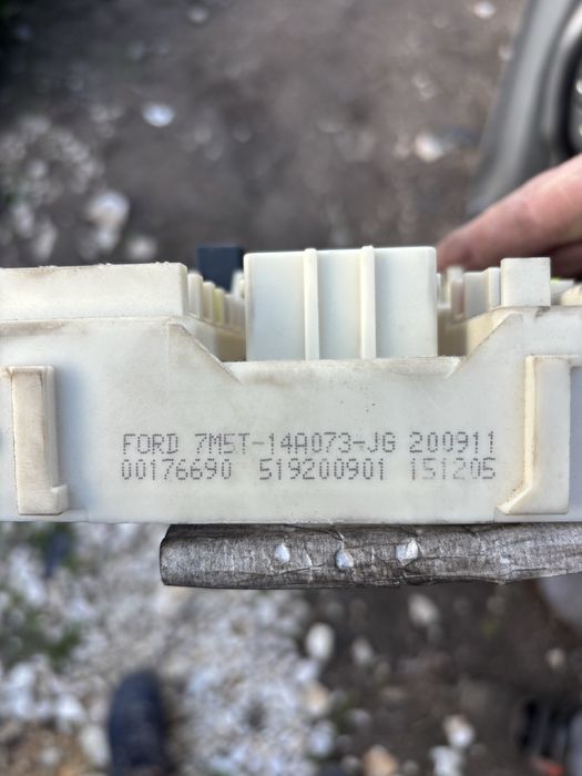 BCM модул за Ford Kuga 1   7M5T-14A073-JG