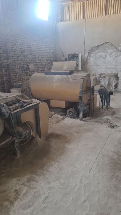 Sotila qurulish mollar Suxoy smes emulsiya aparad gurt