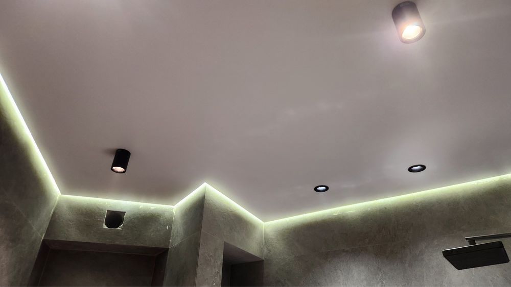 Natijnoy potolok / Натяжной потолок