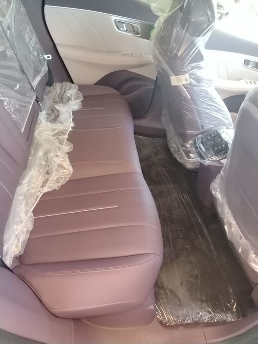 Changan Deepal S07 300 versiya