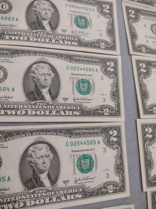 17 bancnote de colecție 2 dollari serii consecutive
