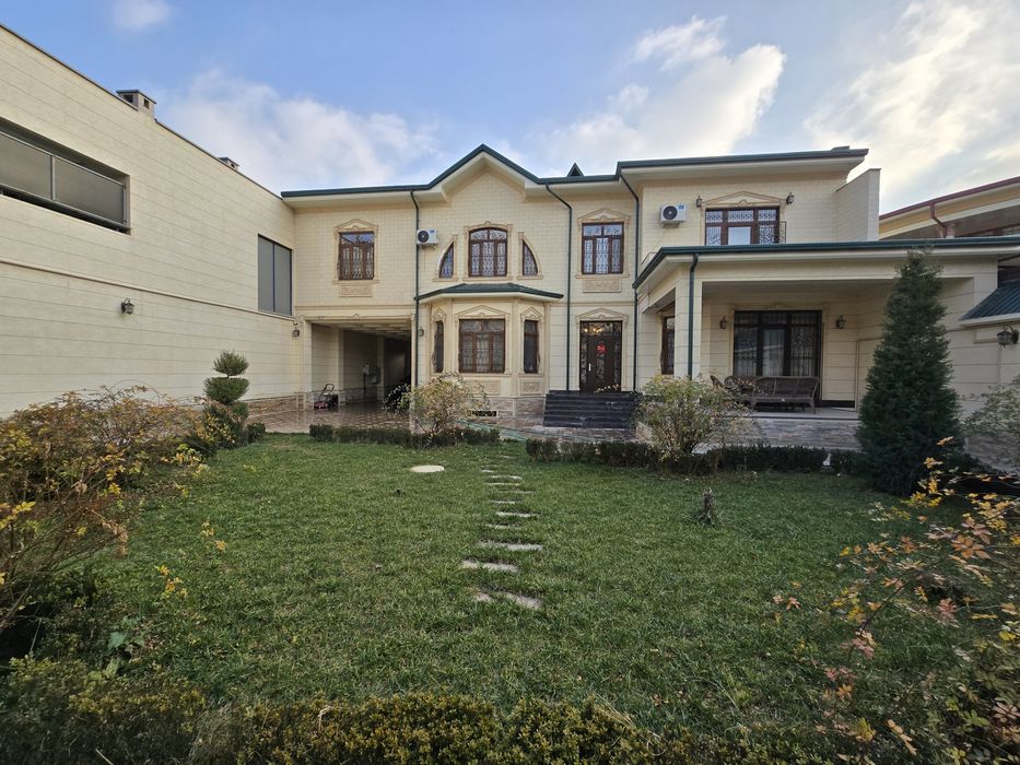 Аренда Хумоюн 6-соток 8-комнат евро дом