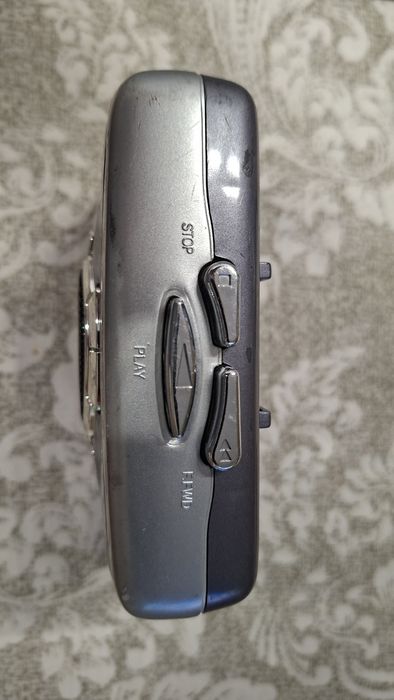 Уокмен  Sony xinxing zn -59,cassete player