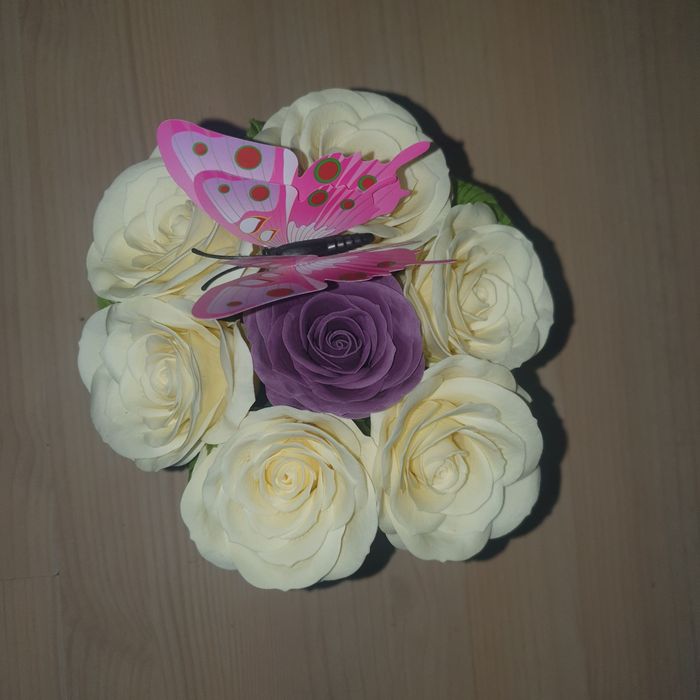 Buchete și aranjamente din satin