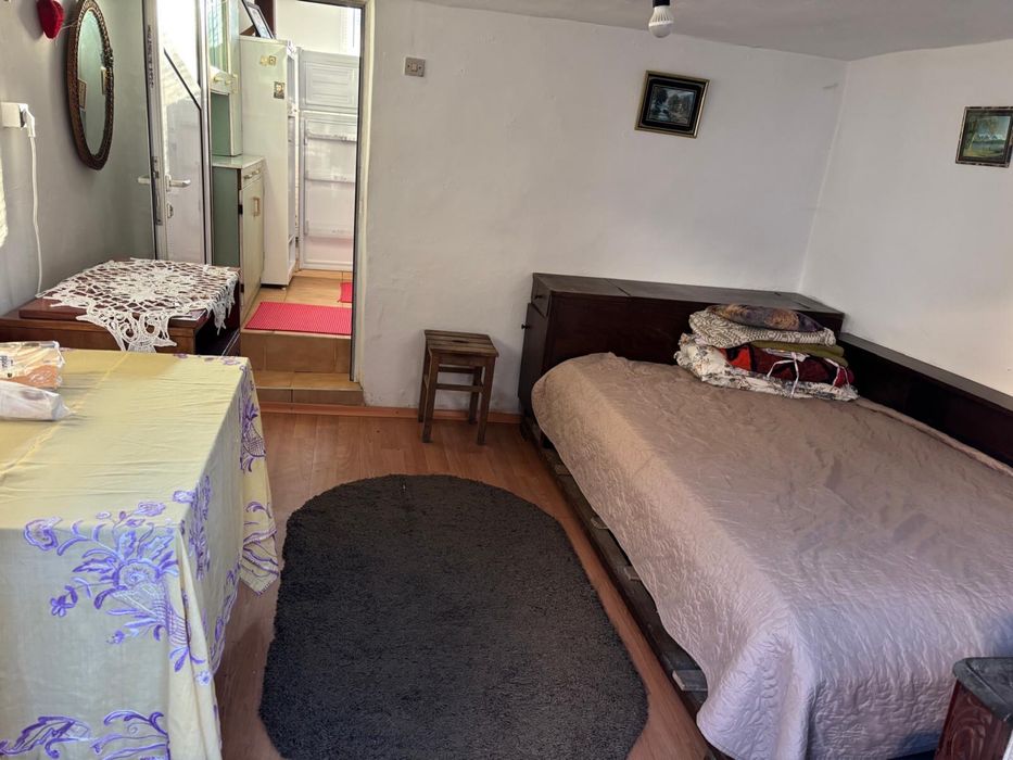 Casă batraneasca de vanzare!