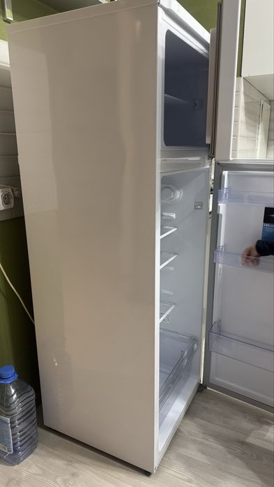 Холодильник BEKO