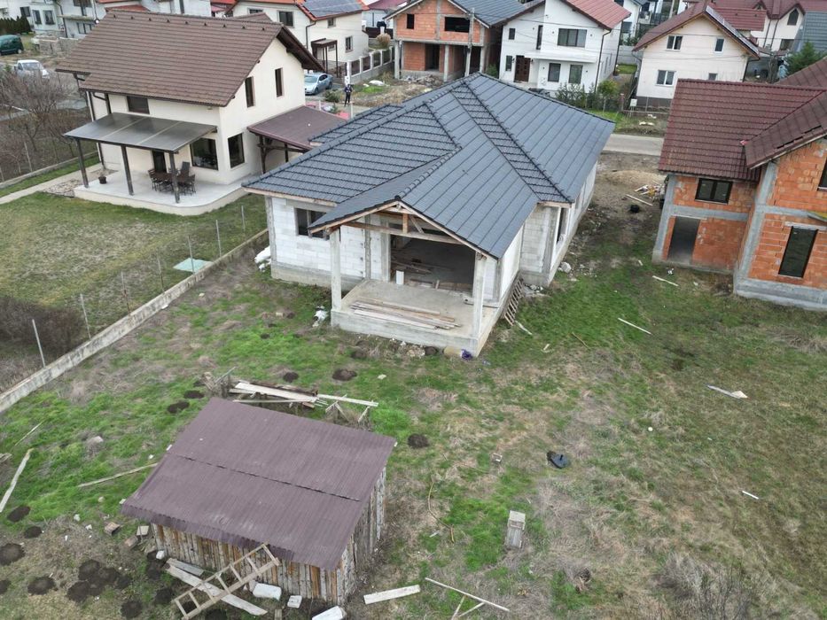 Casă la roșu în Livada, teren 600 mp