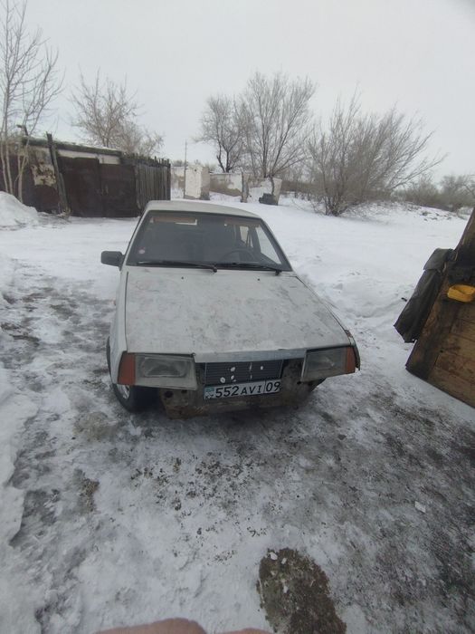 Продаю ваз 21099