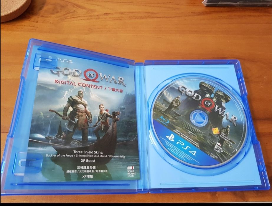 PS4 God of war - колекция 3 и 4