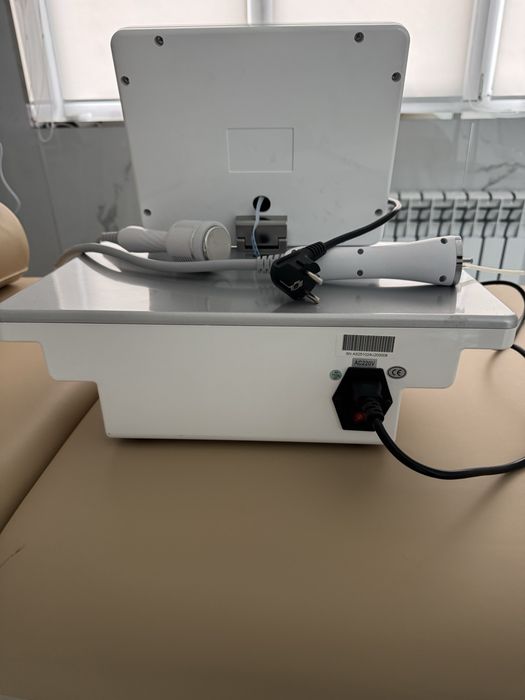 Косметологичесикй аппарат игольчатый RF