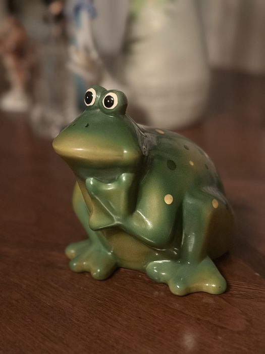 Сувениры и статуэтки