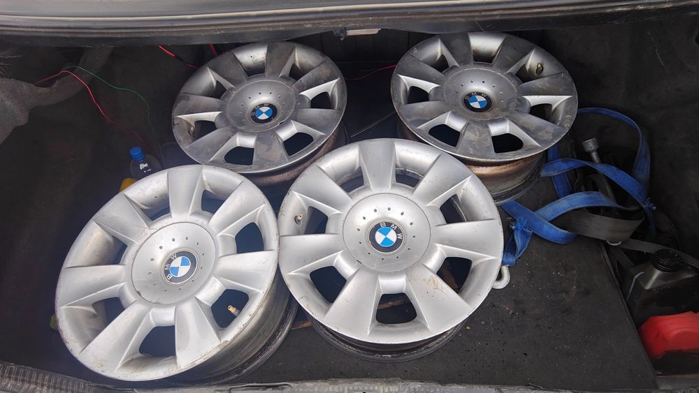 Продается диски на 15. BMW