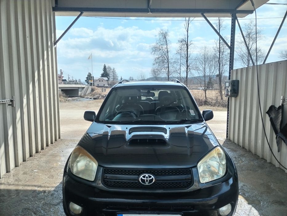 Vând toyota rav4 motor 2.0